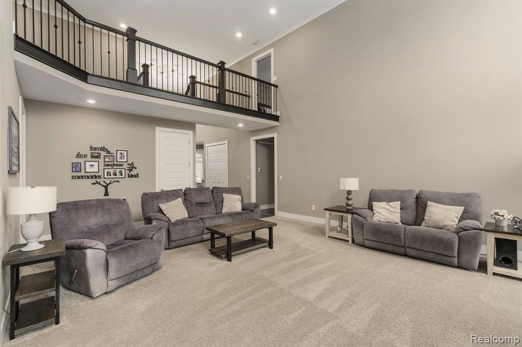 54678 BLACK HILLS Lane, Utica, MI 48316 — Photo 16