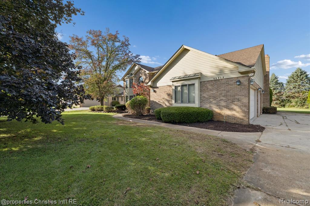 48818 Pebble Lane, Novi, MI — Photo 4