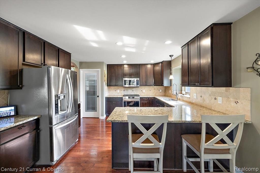 4574 CLIFFORD Road, Brighton, MI 48116 — Photo 17