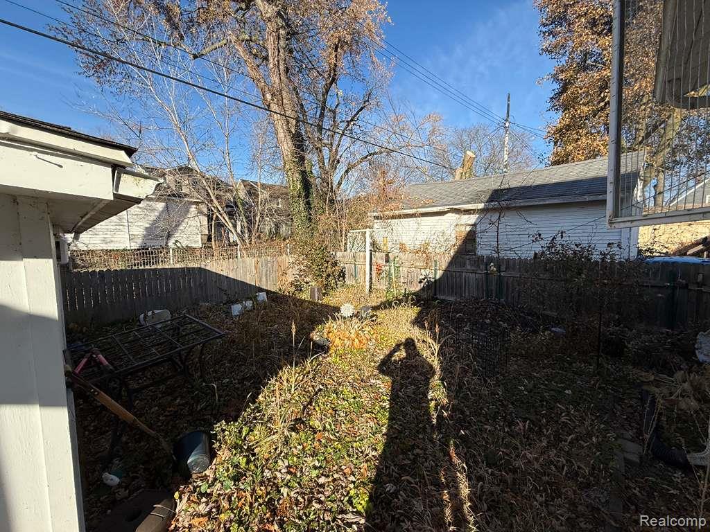 819 Cawood Street, Lansing, MI 48915 — Photo 28
