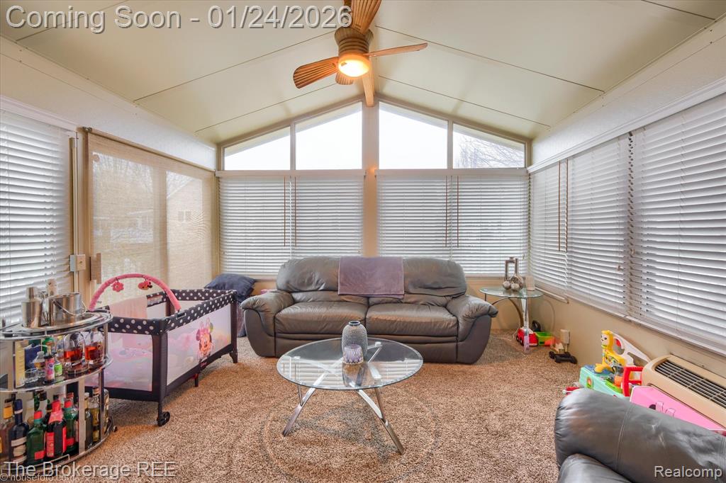 7095 Woods West Drive, Flushing, MI 48433 — Photo 33