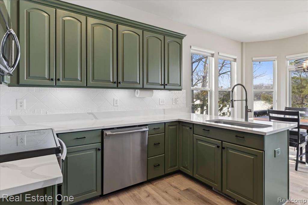 963 STONY LAKE, Oxford, MI 48371 — Photo 28