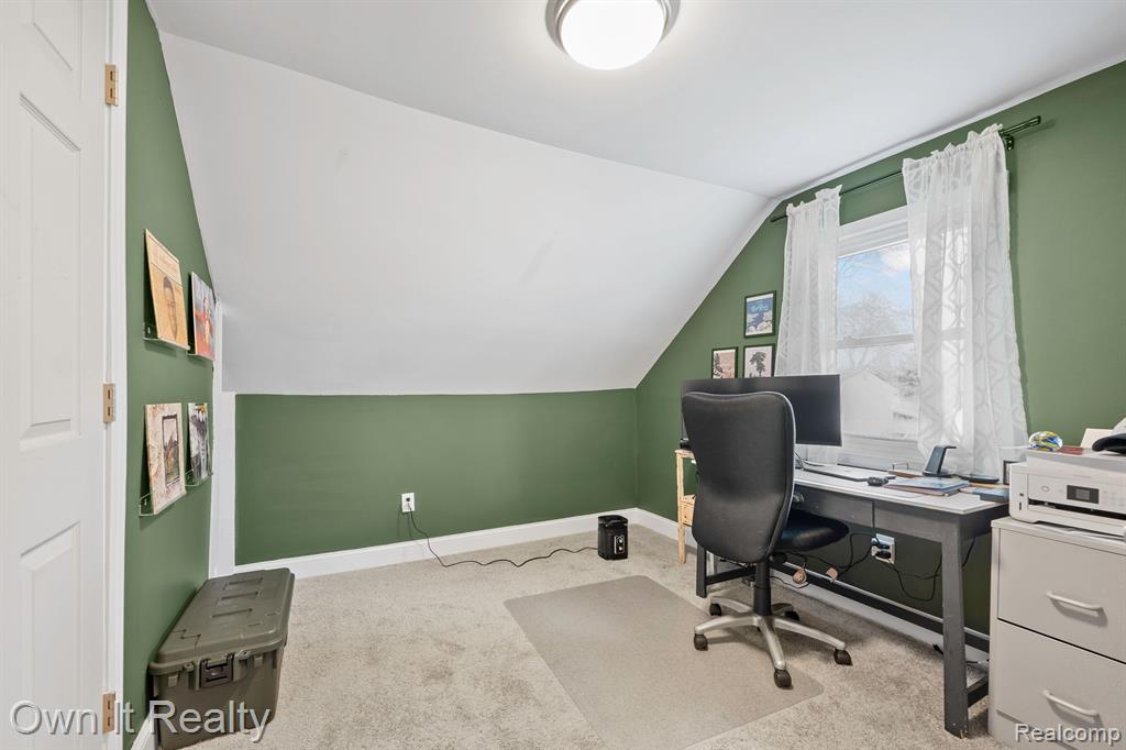 469 LAKESIDE Drive, Waterford, MI 48328 — Photo 29
