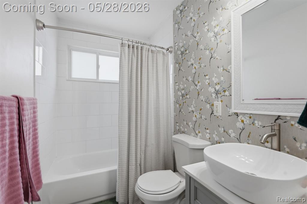 733 Camden Street, Ferndale, MI 48220 — Photo 14