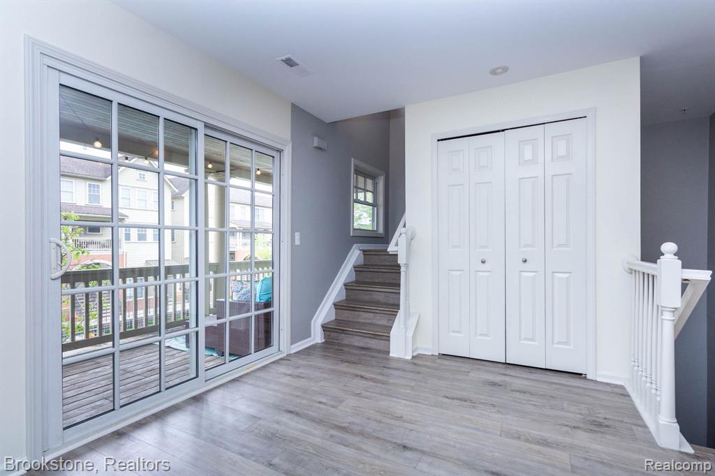 185 Amys Walk, Auburn Hills, MI 48326 — Photo 8