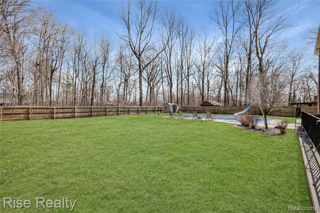 1366 Ox Yoke Drive, Flint, MI 48532 — Photo 39