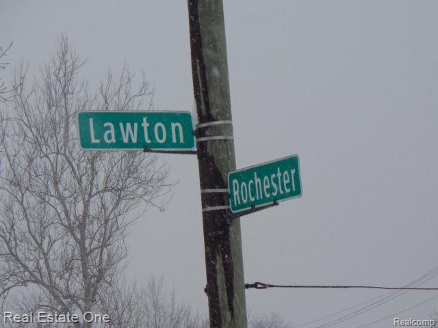 2736 ROCHESTER Street, Detroit, MI 48206 — Photo 16