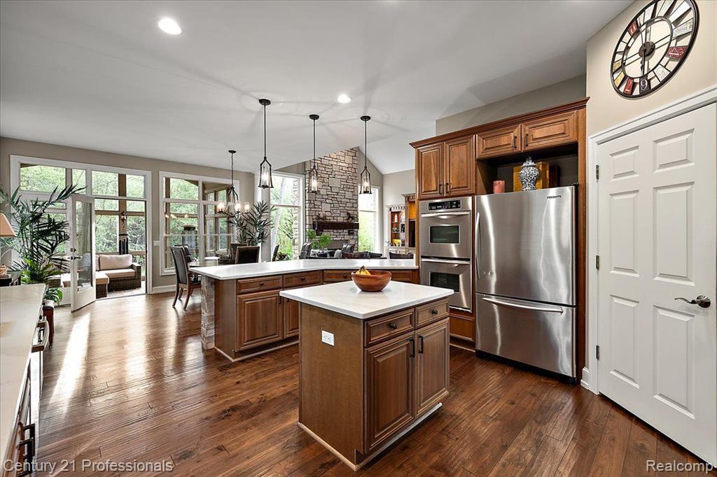 4735 OAKHURST RIDGE Road, Clarkston, MI 48348 — Photo 22