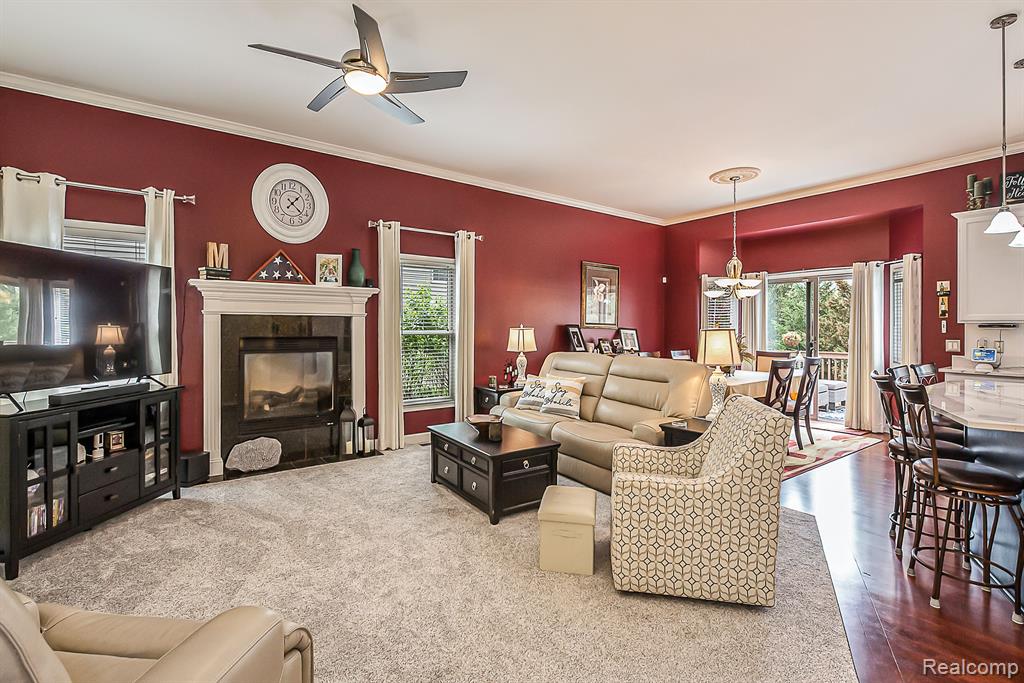 9730 TIOGA Trail N, Pinckney, MI 48169 — Photo 5