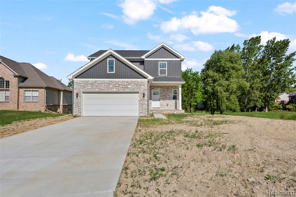 5212 Farmridge Lane, Grand Blanc, MI 48439