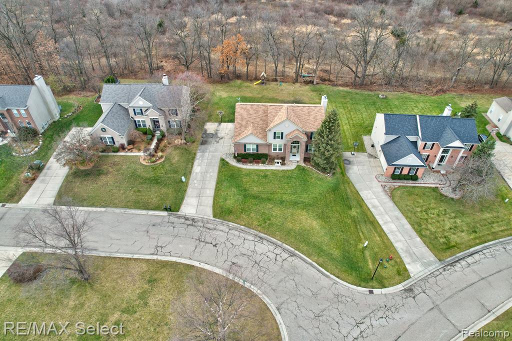9170 Liverpool Court, Grand Blanc, MI 48439 — Photo 5