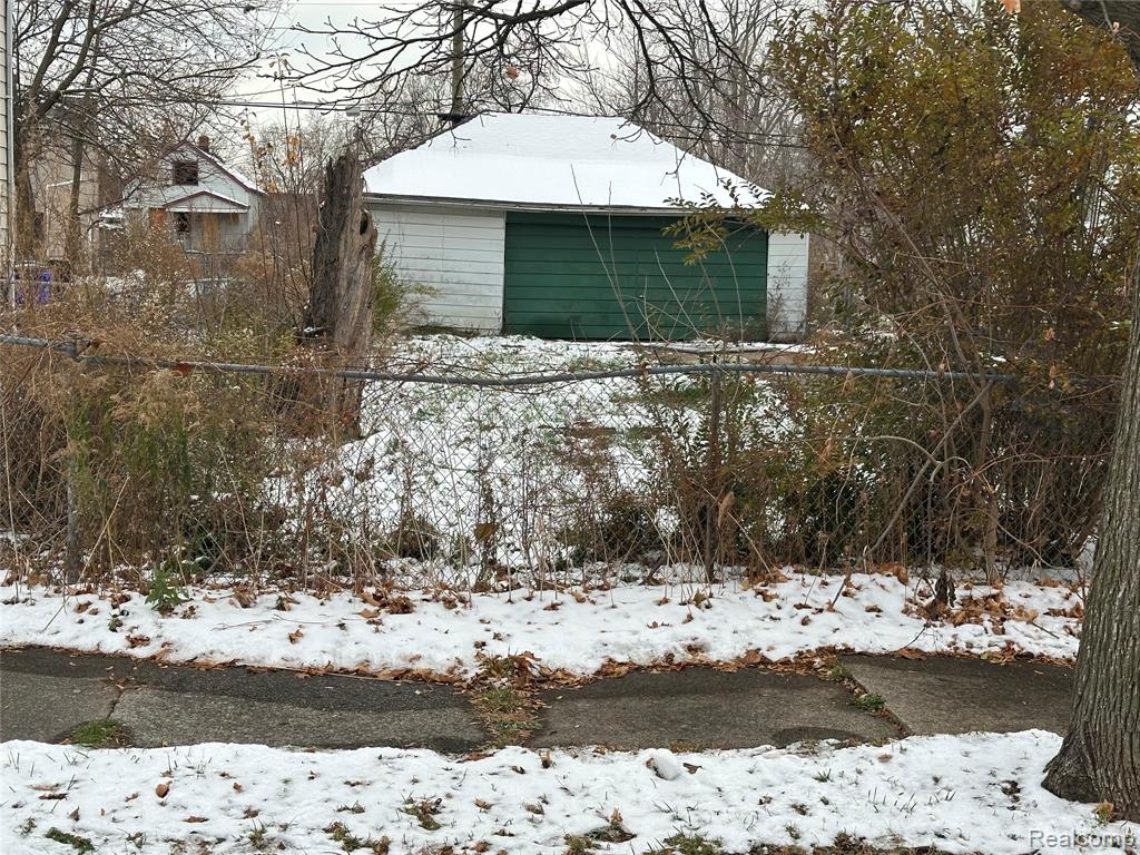 537 Navahoe Street, Detroit, MI 48215 — front exterior