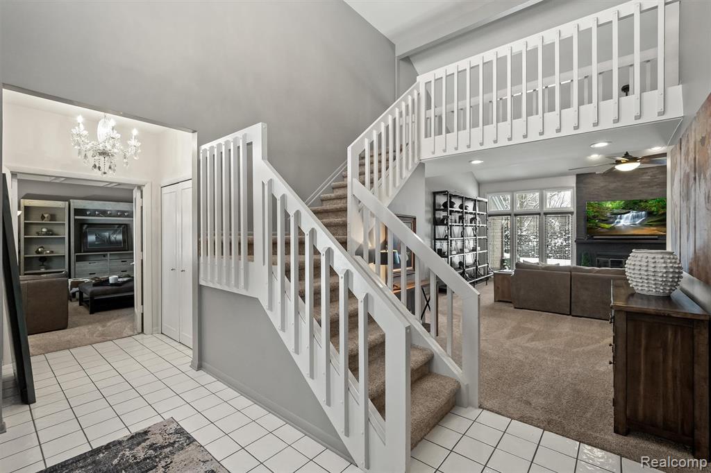 4926 Oak River Drive, Troy, MI 48098 — Photo 5
