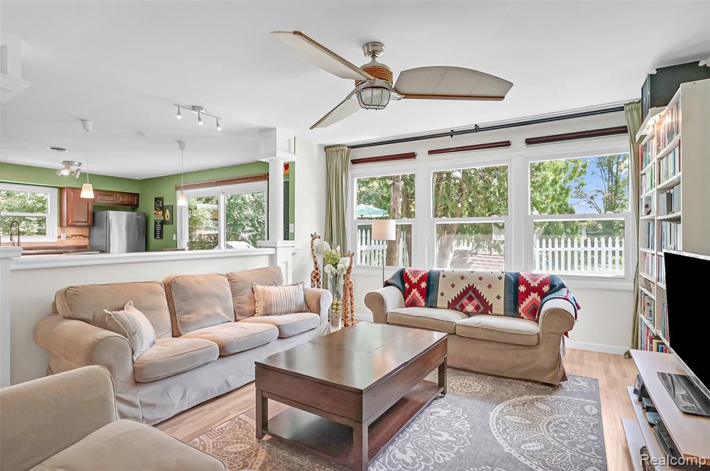 4714 Butler Drive, Troy, MI 48085 — Photo 15