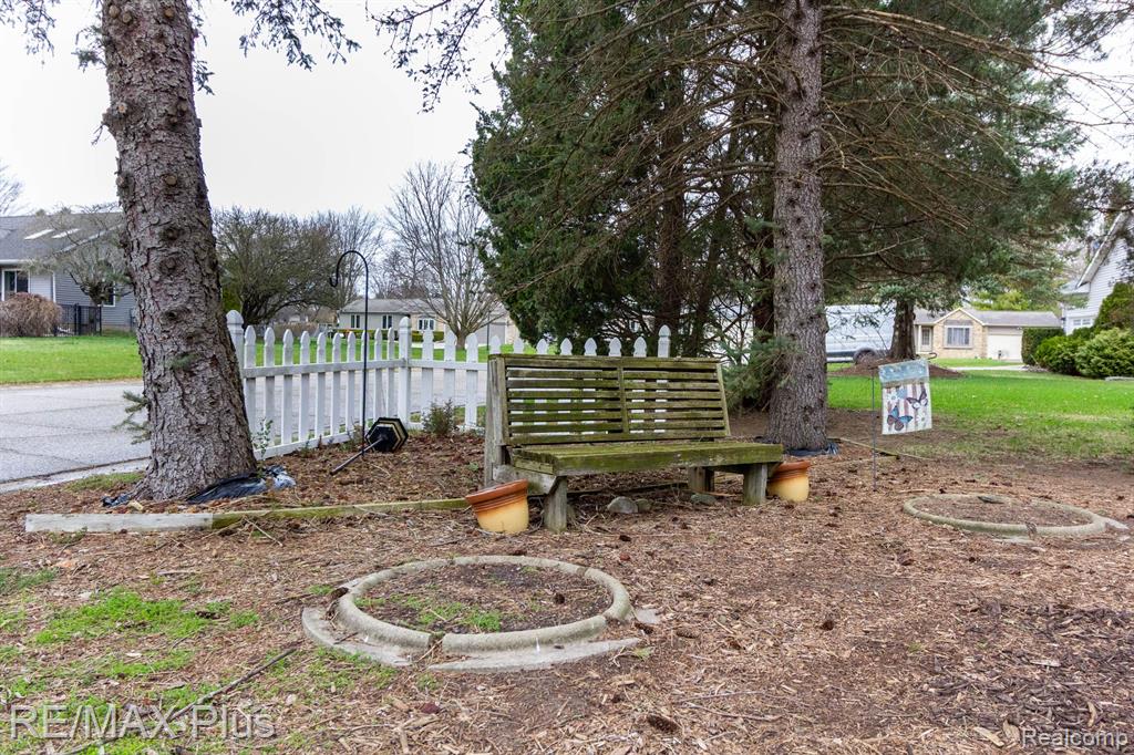 6051 HOMESTEAD, Grand Blanc, MI 48439 — Photo 38