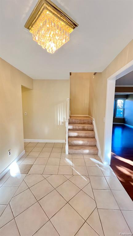 2852 MAYFAIR Drive, Troy, MI 48084 — Photo 3