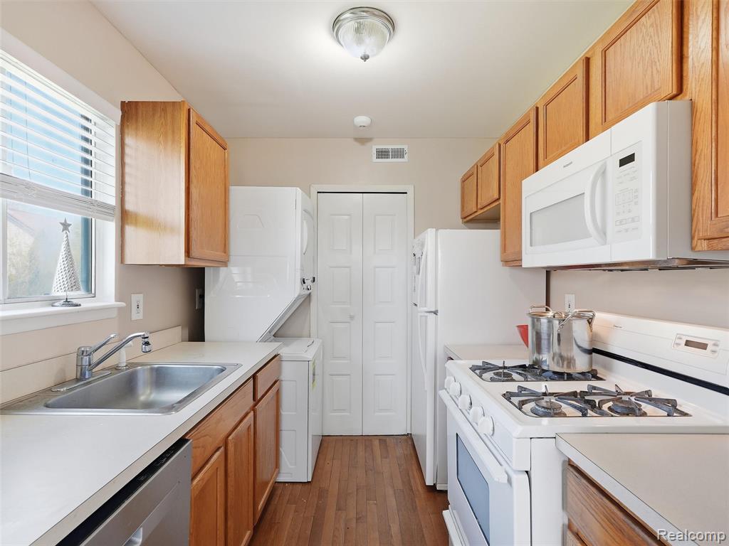 1768 Orchard Drive, Canton, MI 48188 — Photo 6