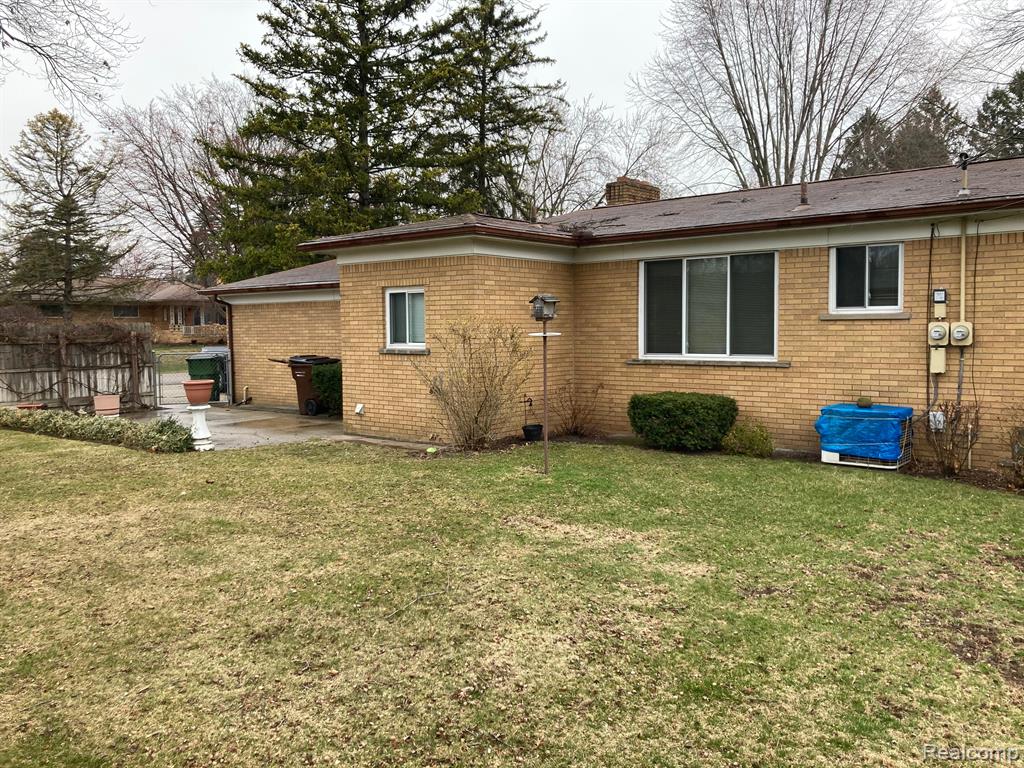 53377 DRYDEN Street, Shelby Twp, MI 48316 — Photo 9