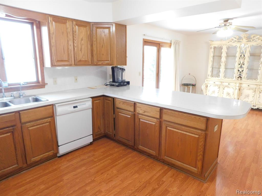 410 GOLF VIEW Drive, Sandusky, MI 48471 — Photo 19