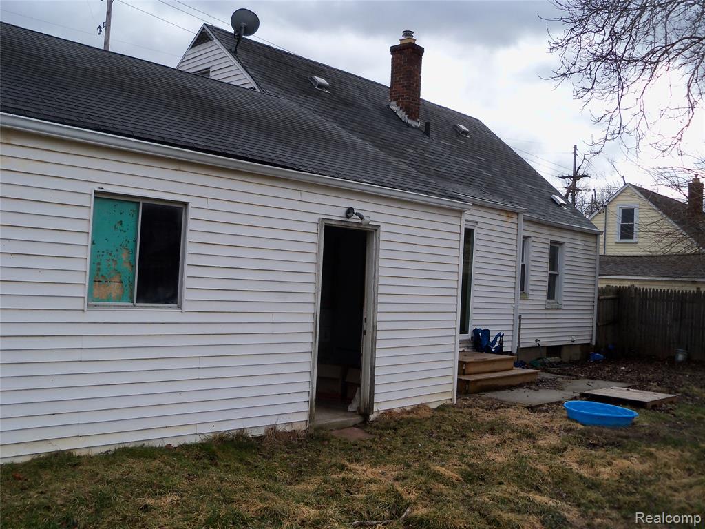 413 E Hemphill Road, Flint, MI 48507 — Photo 4