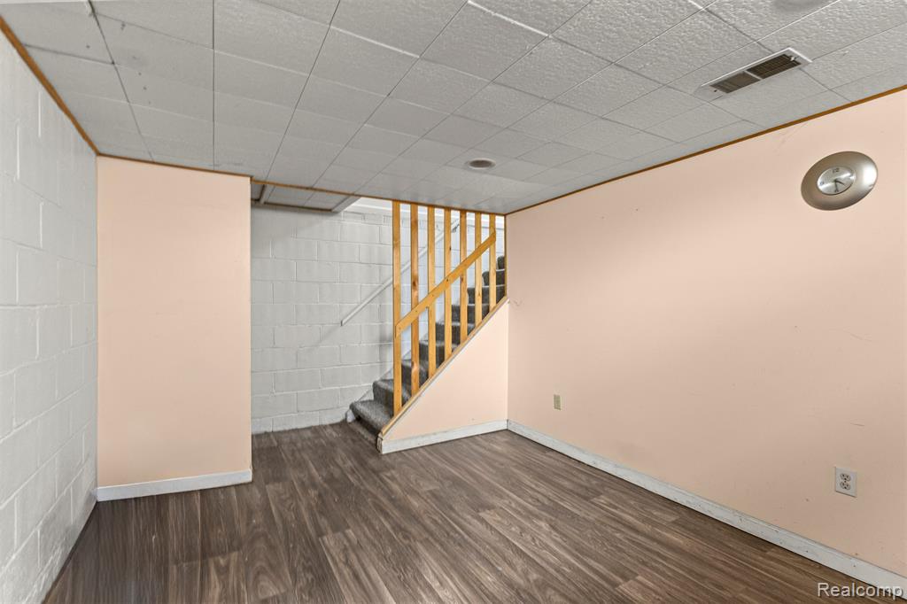 6918 Manor Street, Dearborn, MI 48126 — Photo 23