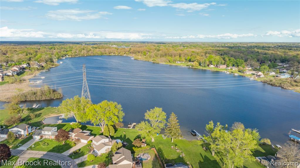 1874 Hopkins Drive, Wixom, MI 48393 — Photo 57