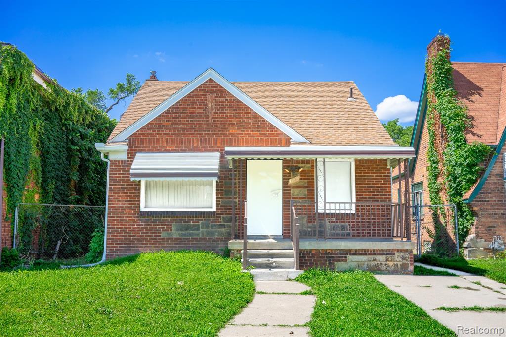 4224 W DAVISON, Detroit, MI 48238 — front exterior