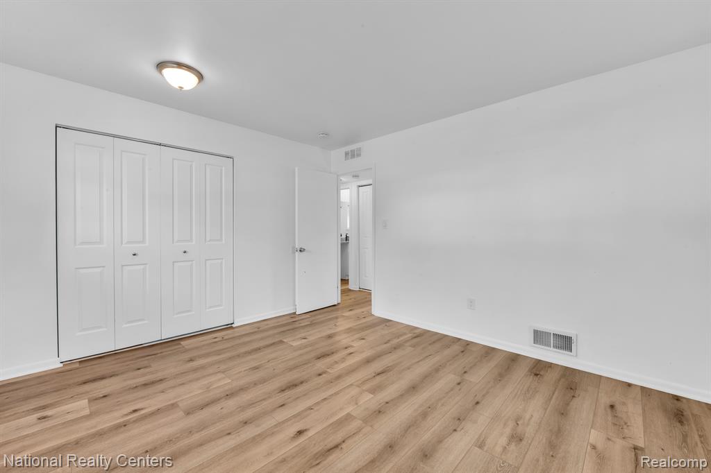 40631 Rockhill Lane, Novi, MI — Photo 17