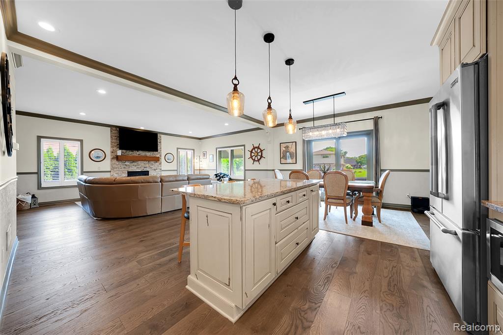 39611 Lakeshore Drive, Harrison Township, MI — Photo 21