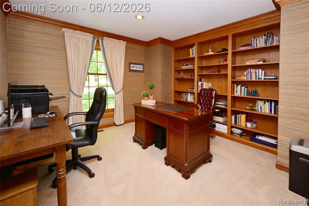 5684 Sussex Court, Troy, MI 48098 — Photo 17