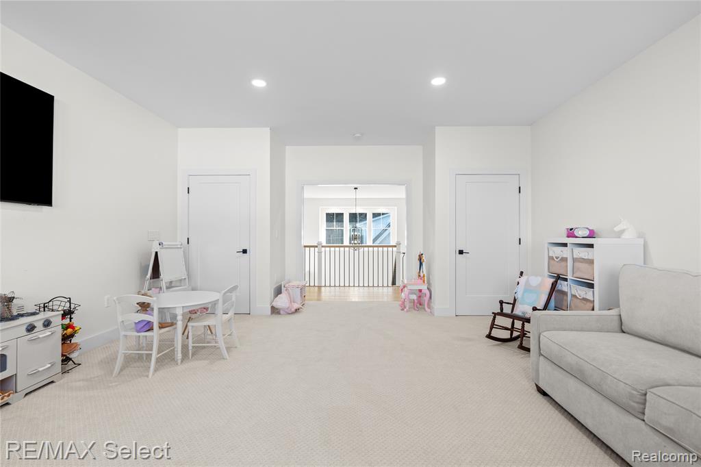 2208 Grove Park Road, Fenton, MI, 48430