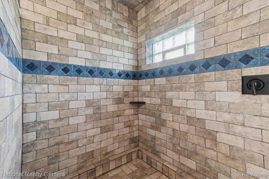 9888 Meadow View Court, Northville, MI 48167 — Photo 72