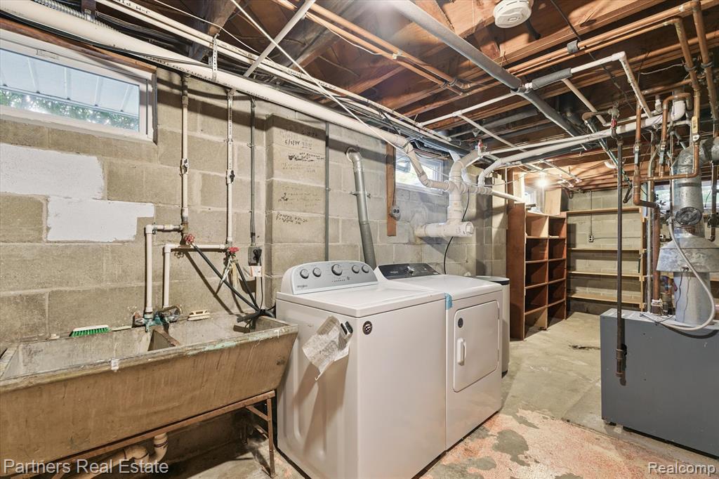 6505 Strawberry Lake Road, Hamburg, MI — Photo 44