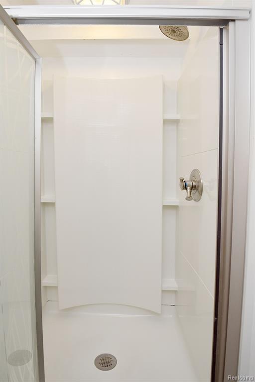 1709 BRENTWOOD Drive, 288, Troy, MI 48098 — Photo 22