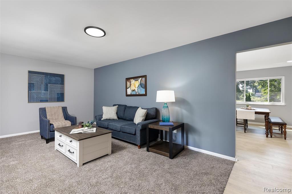 9844 Klais Court, Clarkston, MI 48348 — Photo 6