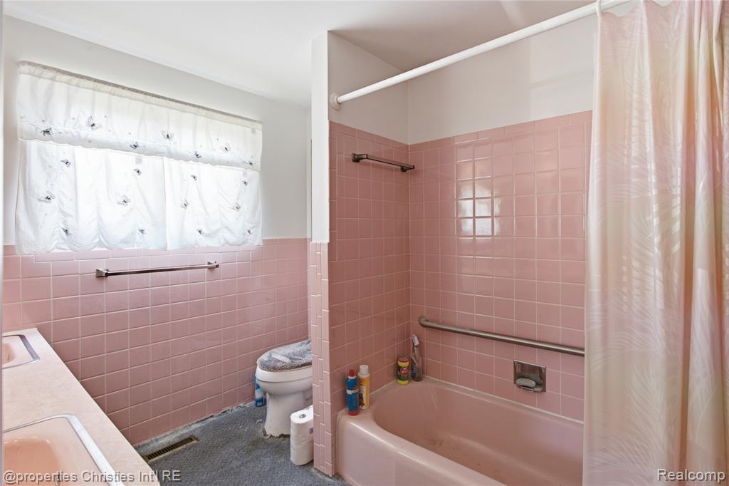 594 Provincetown Road, Auburn Hills, MI 48326 — Photo 18