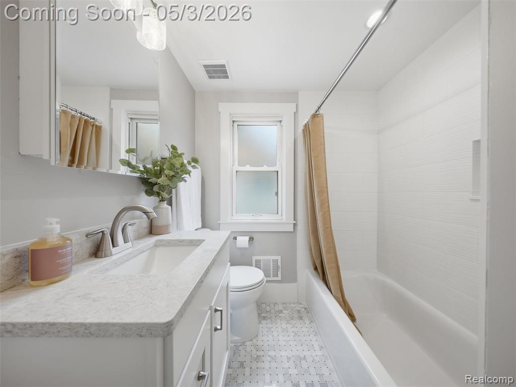 39 Woodward Heights Boulevard, Pleasant Ridge, MI — Photo 10