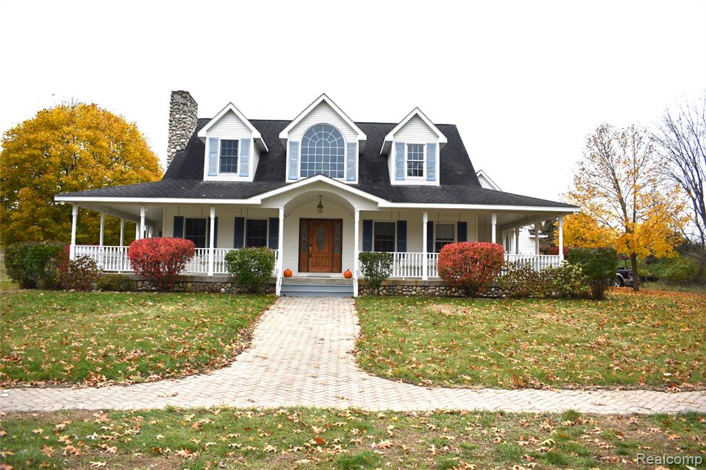 9701 Roberts Road, Gregory, MI 48137 — front exterior