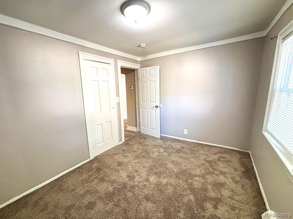 7006 Toepfer Road, Warren, MI 48091 — Photo 7