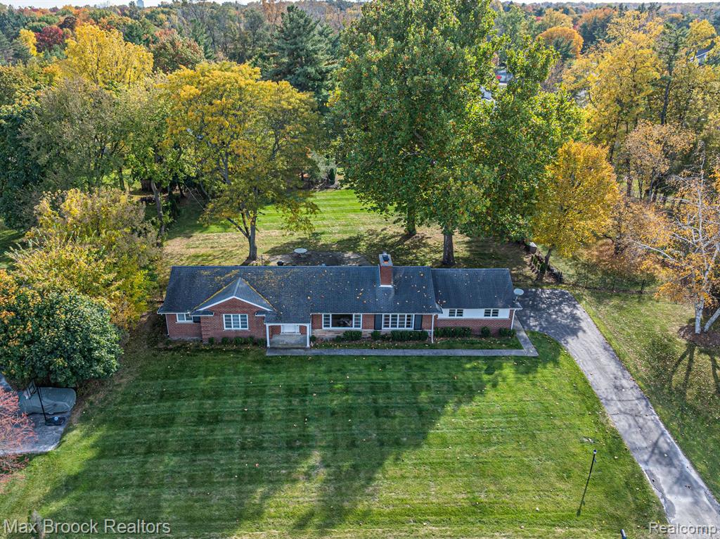 4823 WYE OAK Road, Bloomfield Hills, MI 48301 — Photo 2
