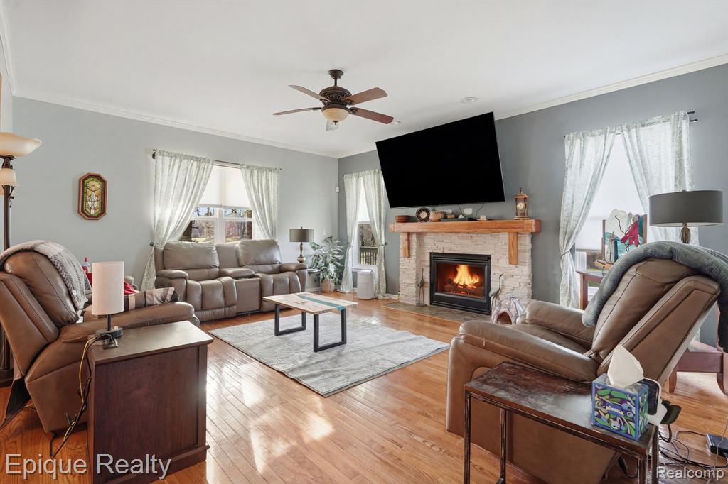 9867 Finnegan Drive, Brighton, MI 48116 — Photo 6
