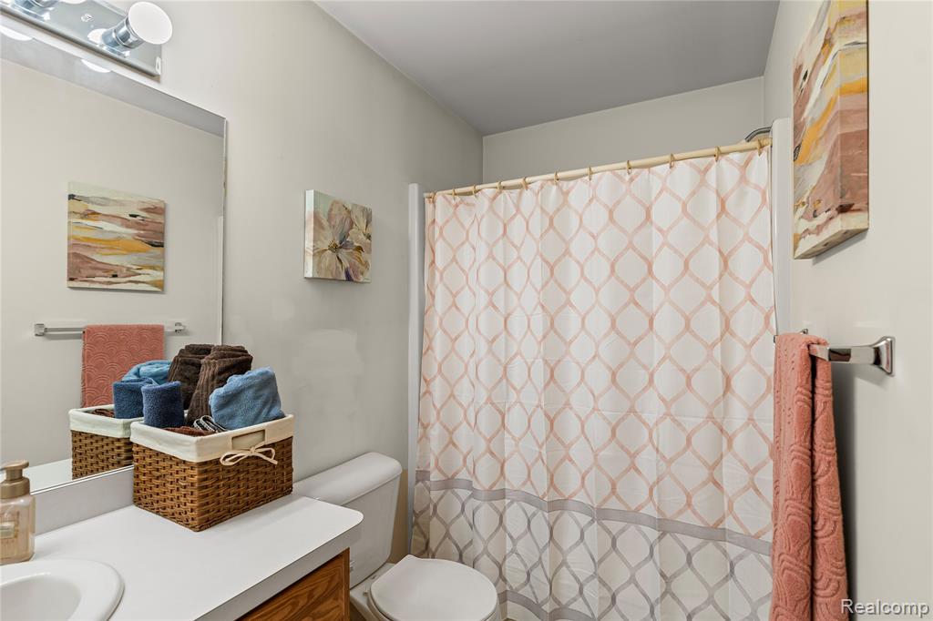 838 Star Drive, Davison, MI 48423 — Photo 32