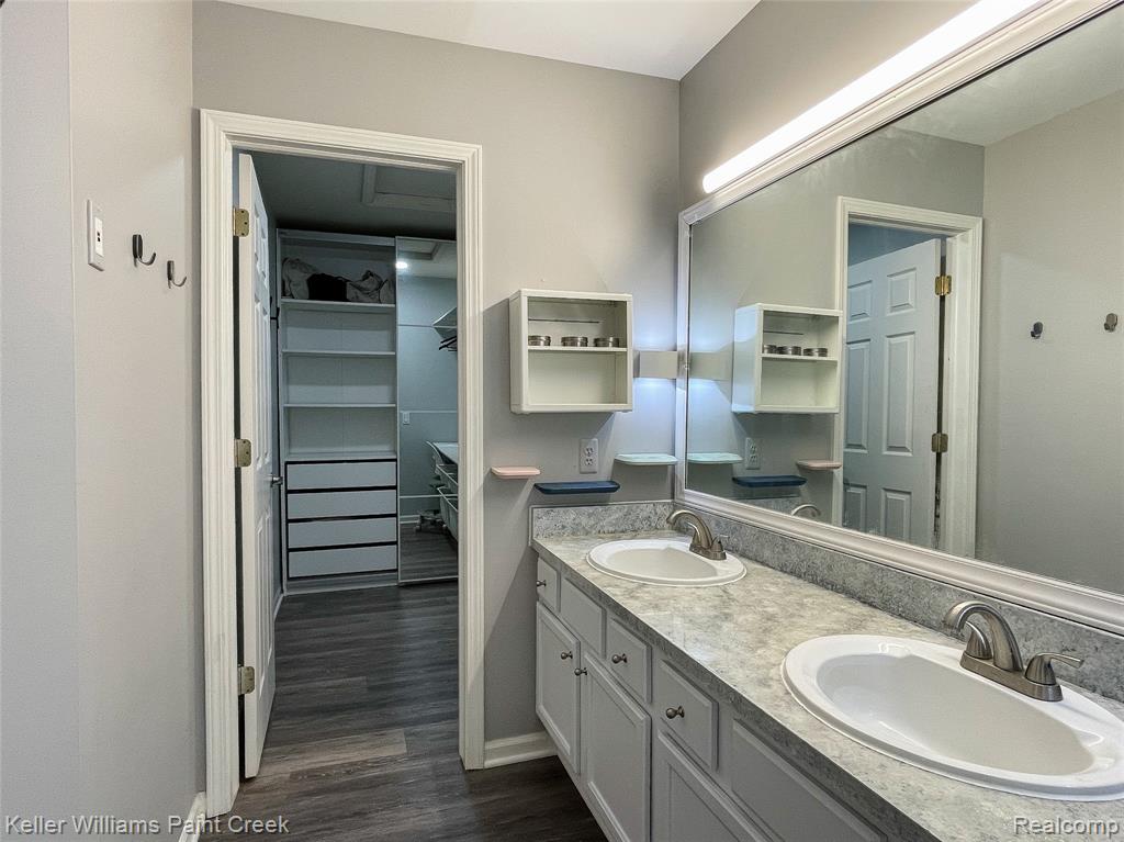 4927 Ravine Court, Ann Arbor, MI 48105 — Photo 20