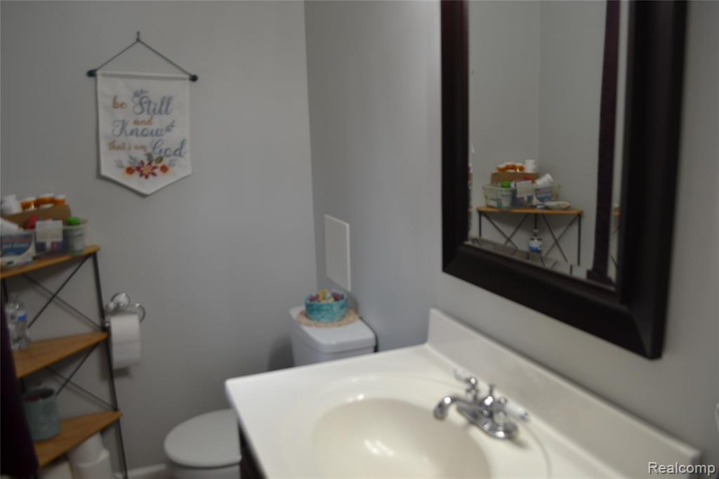 5448 FAIRVIEW Drive, Grand Blanc, MI 48439 — Photo 23