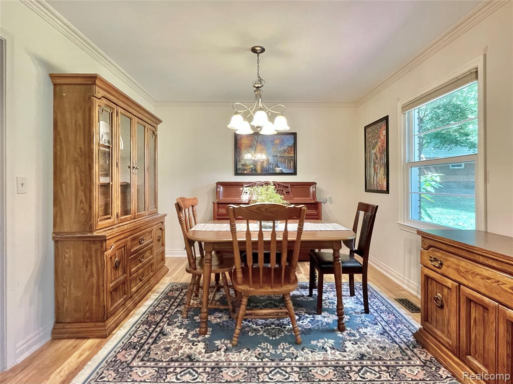 5753 Thorny Ash Road, Rochester, MI 48306 — Photo 13
