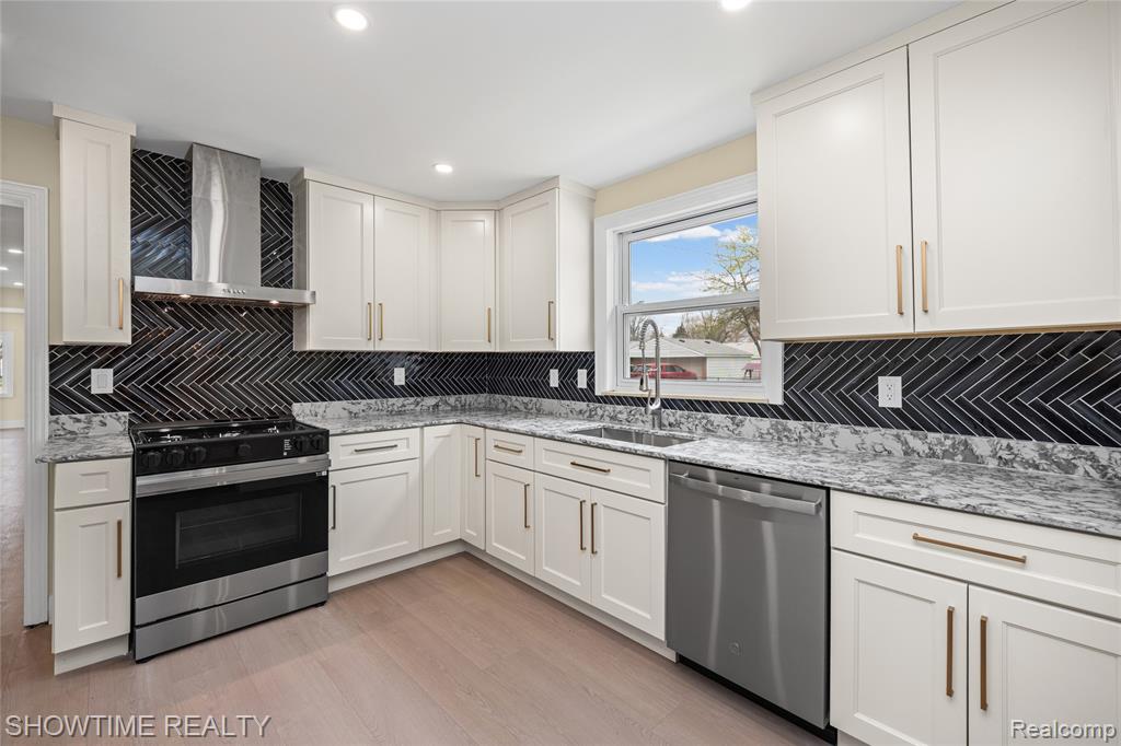 30430 Park Street, Roseville, MI 48066 — Photo 27