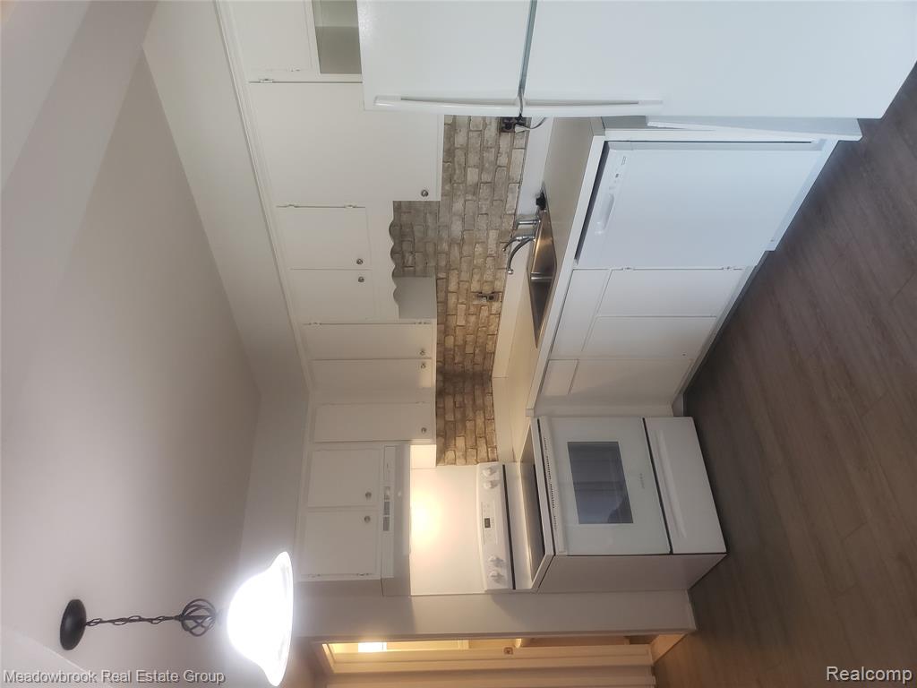 8679 Kennedy Circle N, 2, Warren, MI 48093 — Photo 16
