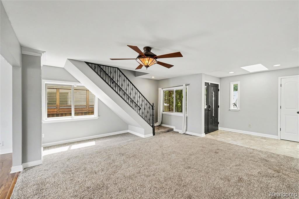 8390 Peninsular Drive, Fenton, MI 48430 — Photo 6