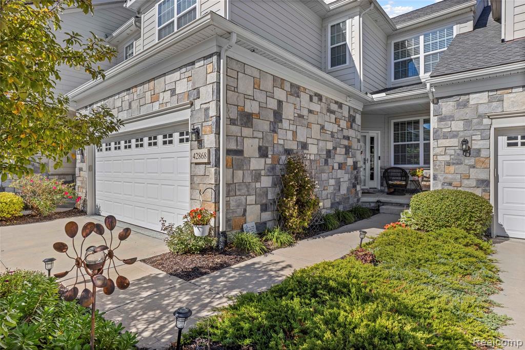 42868 Cardinal Way, Novi, MI — Photo 5