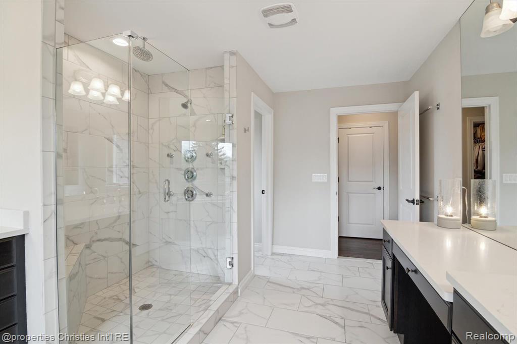 47660 WALES, Northville, MI 48167 — Photo 33